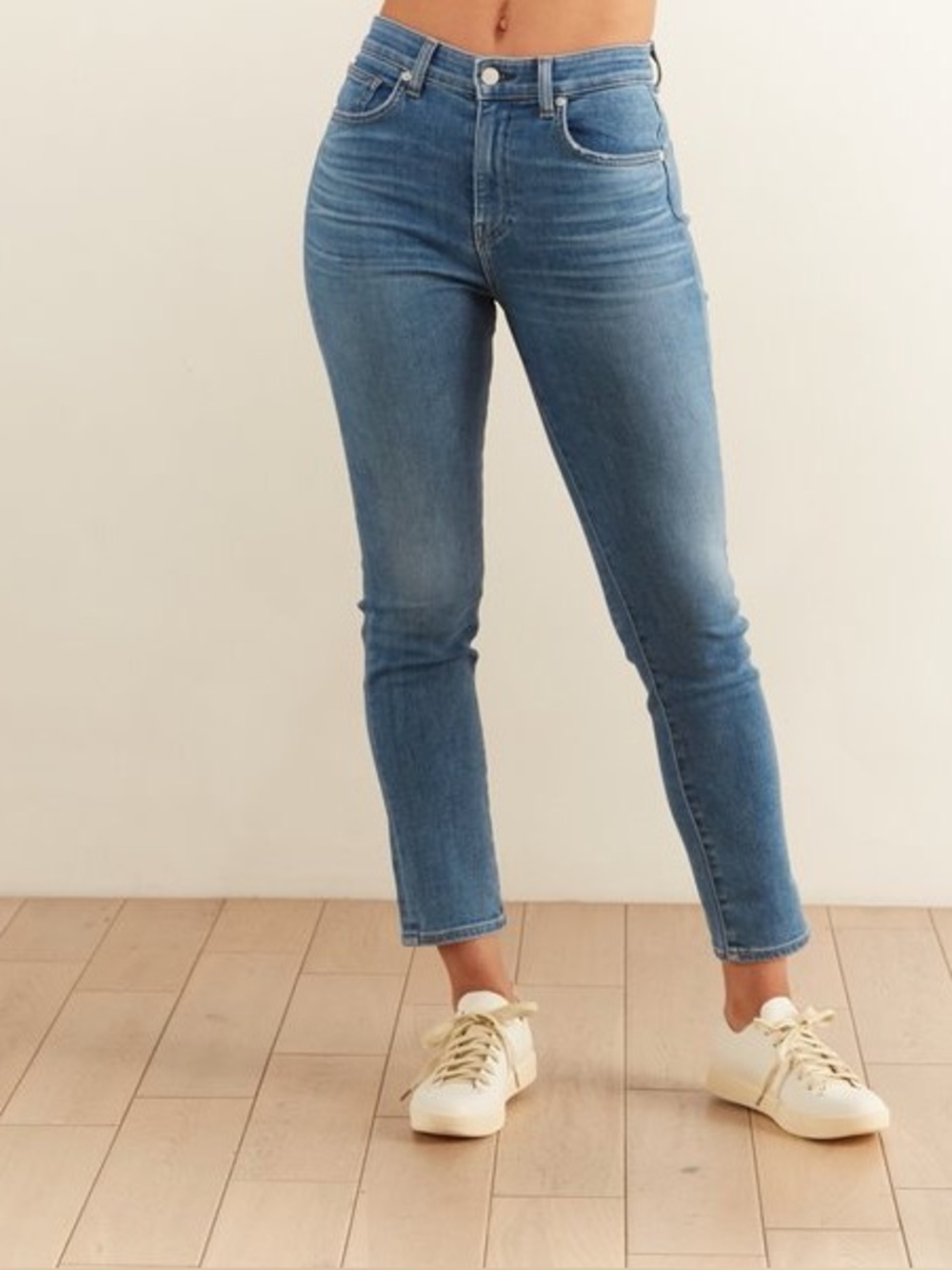 CQY BFF High Rise Straight Leg Jeans Joy Medium Wash Size 27